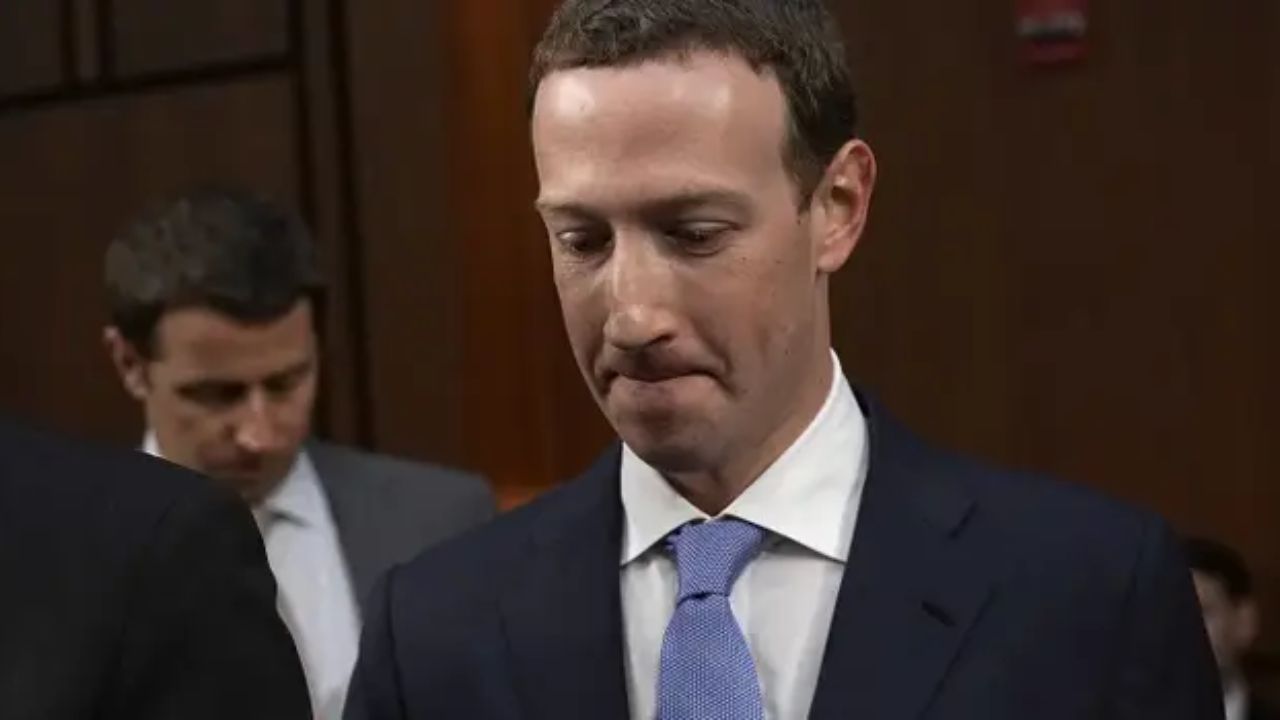 Mark Zuckerberg Loses $29 Billion as Tech Giants’ Wealth Plummets