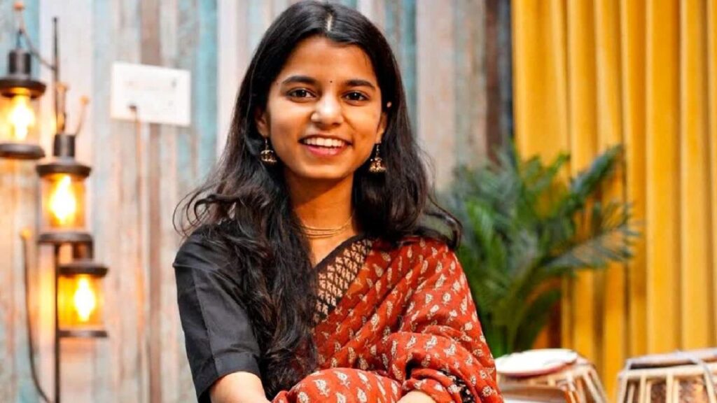 Bihar folk singer Maithili Thakur