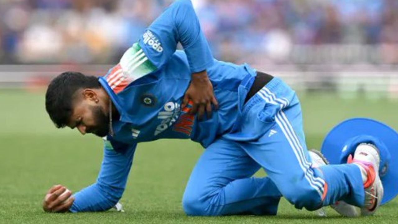 Shreyas Iyer admitted to ICU in Sydney after injury during third ODI Shreyas Iyer admitted to ICU in Sydney after injury during third ODI