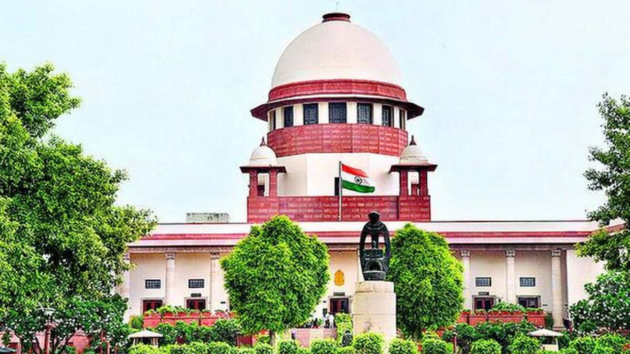 2020 Riots: SC postpones hearing on bail pleas of four including Umar Khalid, Sharjeel Imam 2020 Riots: SC postpones hearing on bail pleas of four including Umar Khalid, Sharjeel Imam
