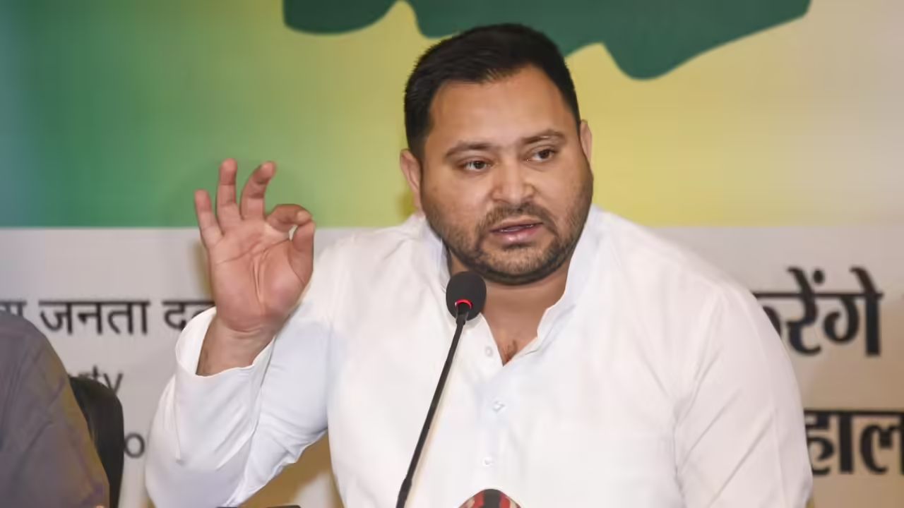 Bihar Polls: Tejashwi Yadav accuses ruling NDA of exploiting Bihar for votes