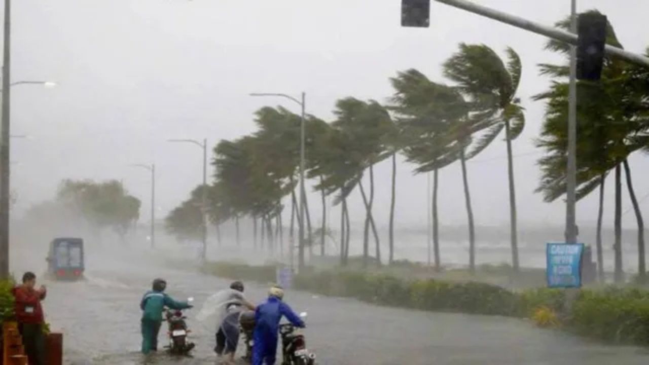 Cyclone Montha could be dangerous; IMD issues heavy rain alert in Odisha Cyclone Montha could be dangerous; IMD issues heavy rain alert in Odisha