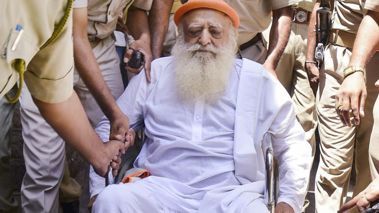Jodhpur HC grants bail to Asaram Bapu over health grounds