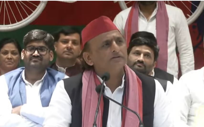 UP: SP Supremo Akhilesh Yadav slams BJP; says “…dishonesty begun before 2027 polls.”