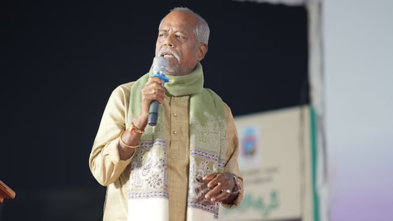 Telangana State song writer Andesri passes away at 64