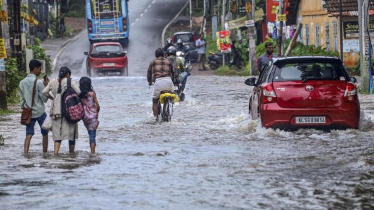 Heavy Rains Lash Chennai: Orange alert issued; Schools closed in multiple districts