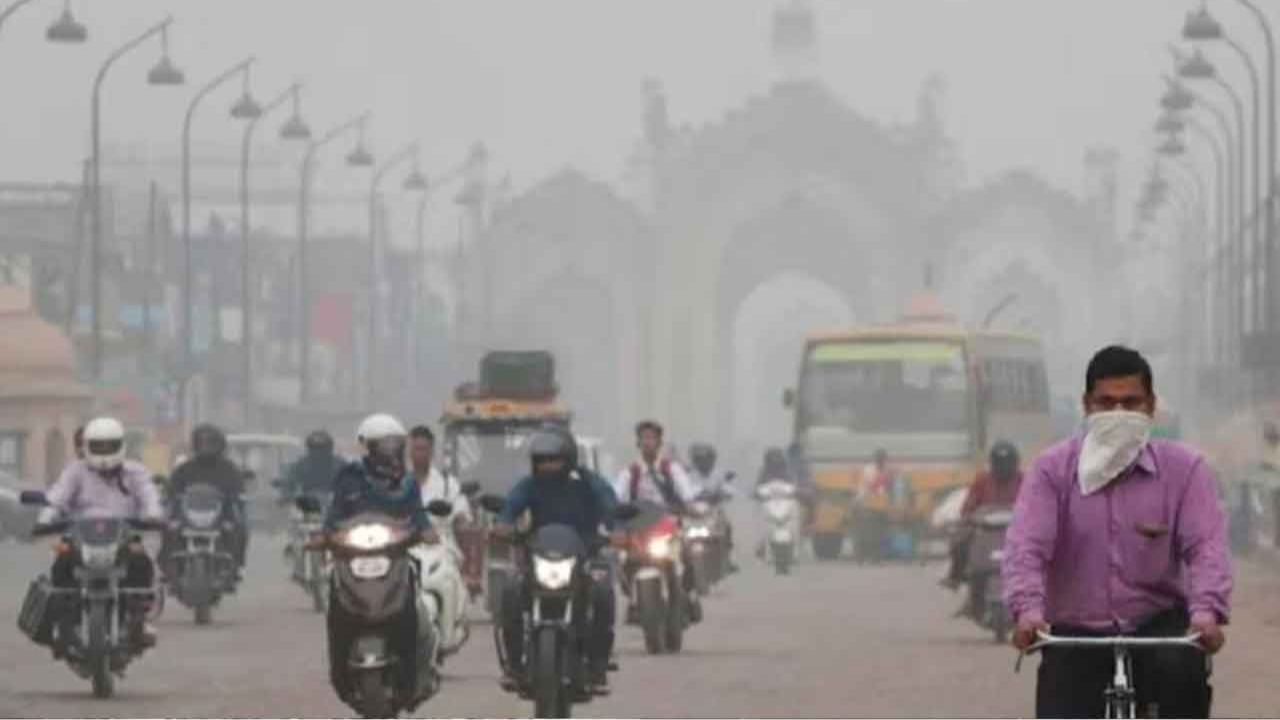 Delhi-NCR chokes under severe pollution; AQI crosses 400 in multiple areas