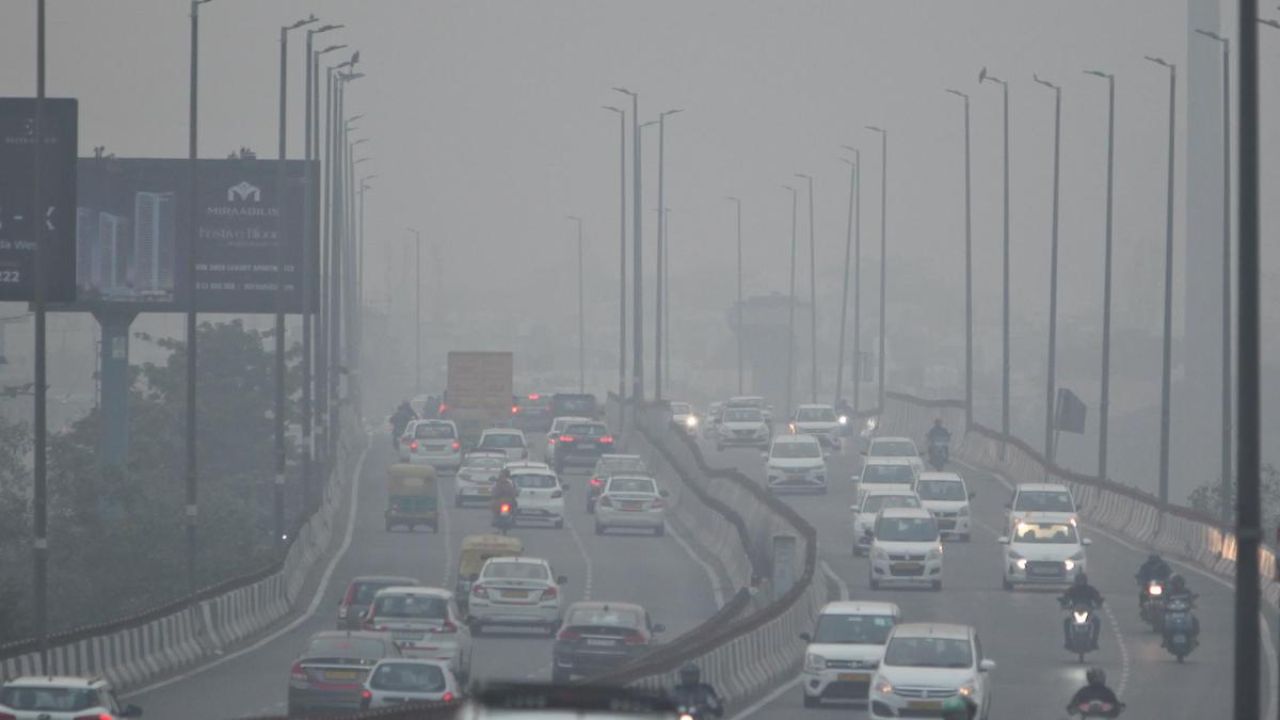 Delhi AQI Today: THESE 4 Areas Cross 400 Mark, IMD Gives Hope For Rain