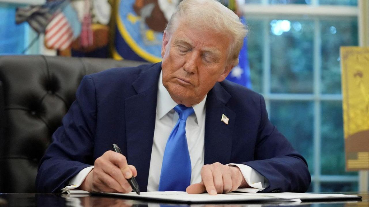 White House backs Trump’s position on H-1B visas: Calls for hiring Americans first