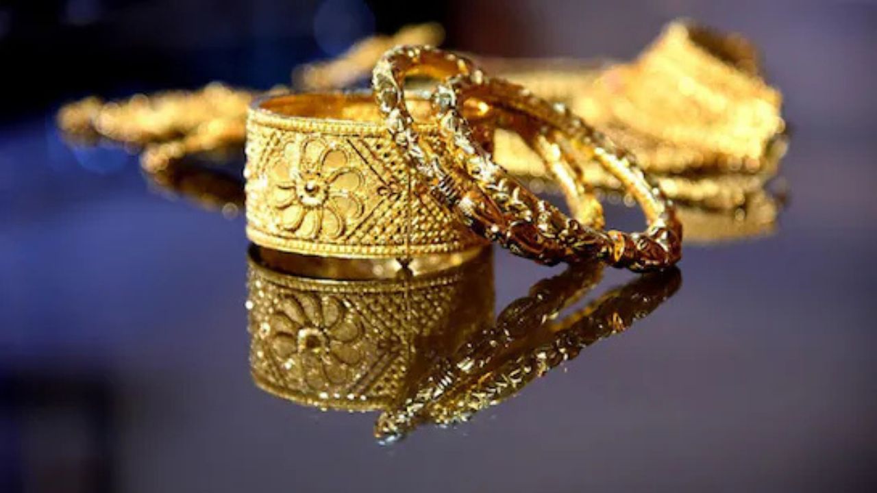 Gold Rate Today: Surge in market prices; Why more buyers are choosing 18K over 24K?