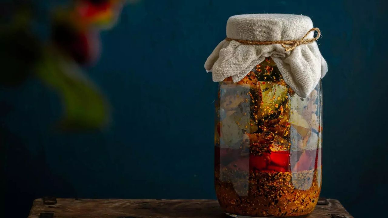 Pickle oil has dried up in winter? Learn how to restore it to its original state