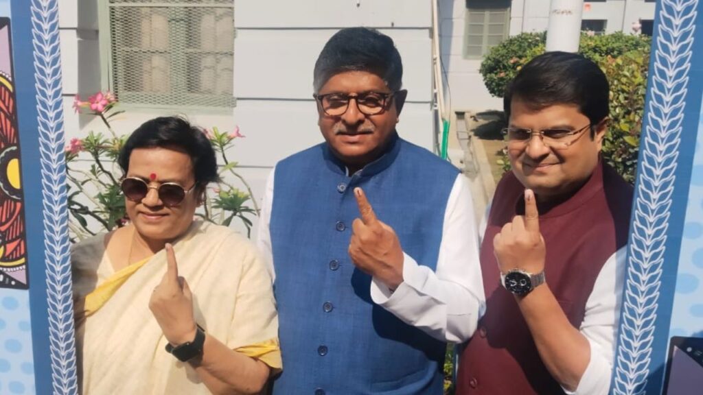 Ravi Shankar Prasad cast his vote