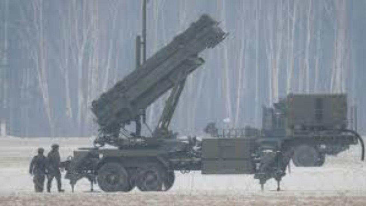 Ukraine receives patriot air defense system amid intensified russian strikes