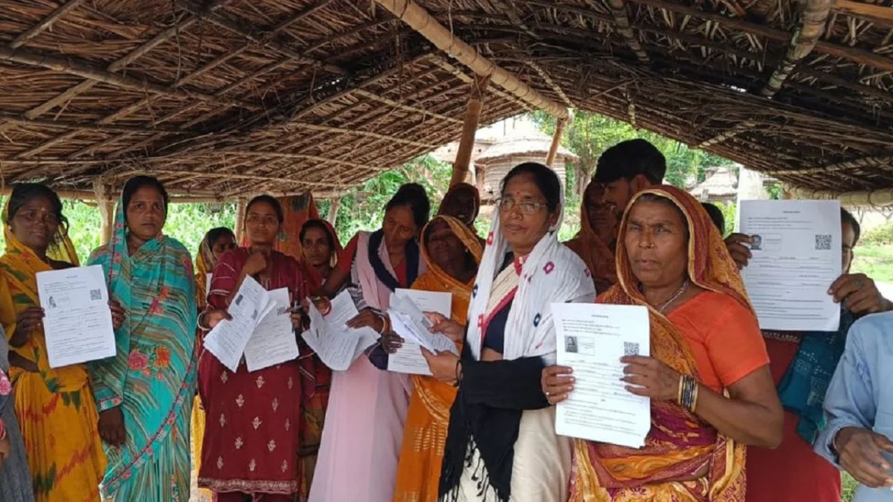 SIR drive in 12 states; 42 crore forms distributed in 10 days