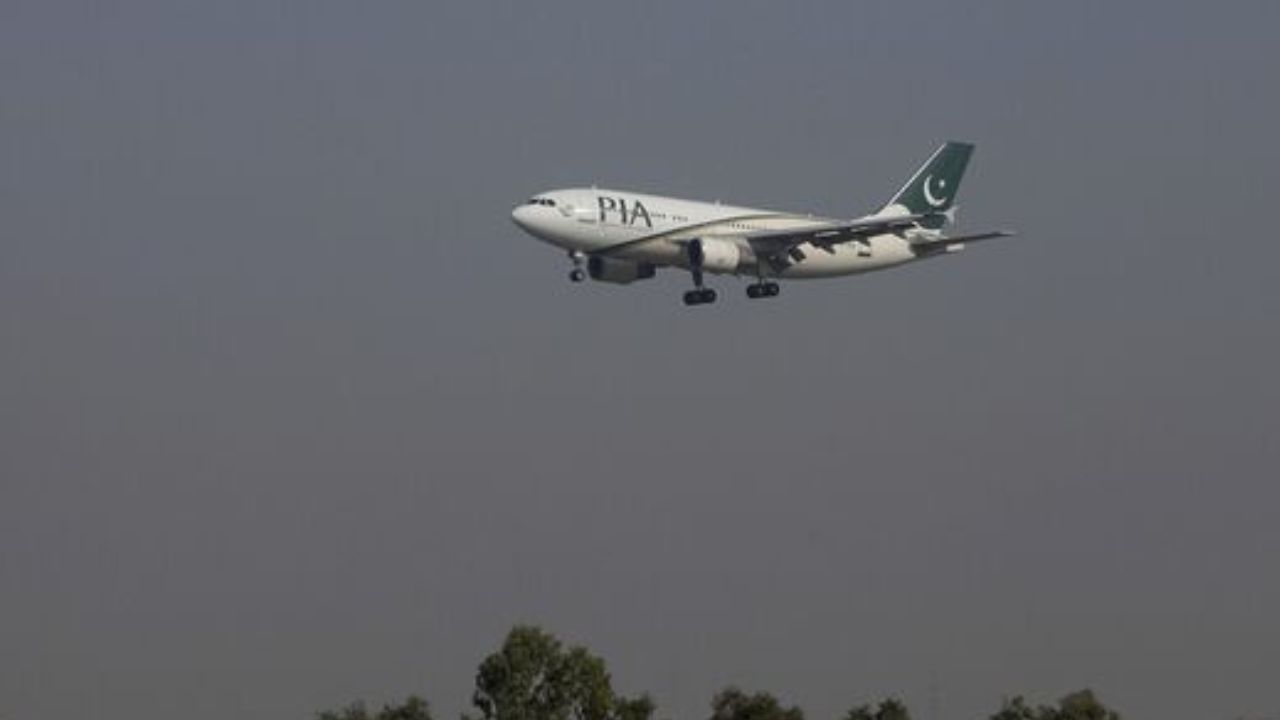 Pak athletes stranded six hours as flight delay sparks controversy