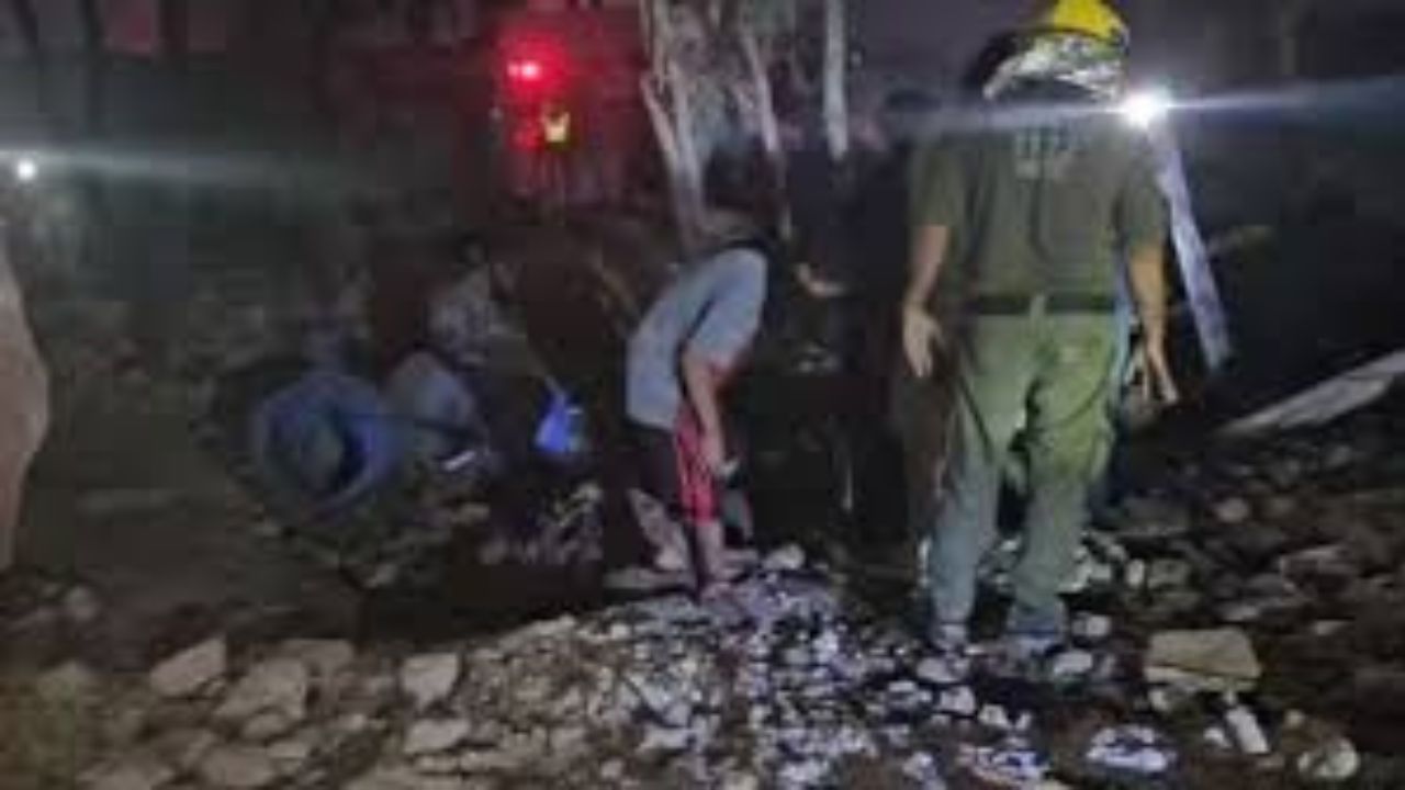 Pakistan fireworks factory blast kills 7; Interpol closes case against Imran Khan aide