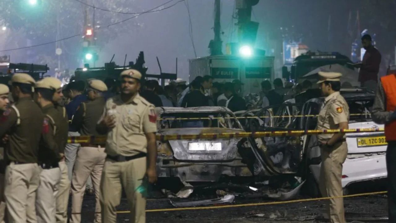 Delhi Blast: L-G orders strict police monitoring of ammonium nitrate sales