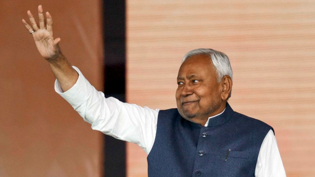 Nitish Kumar’s New Cabinet: 4 PhDs, 3 engineers, seven 12th-grade passouts; Who tops the education list?