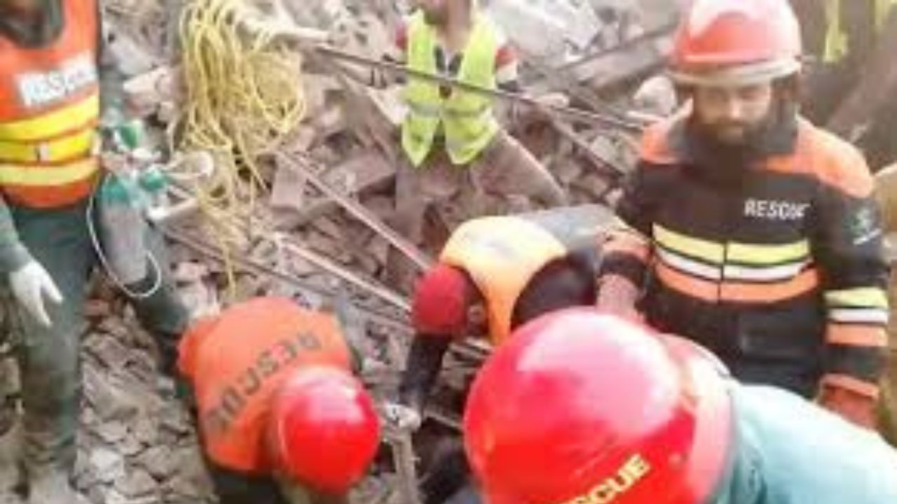 Pakistan: A boiler explosion in Faisalabad glue factory kills 15 workers