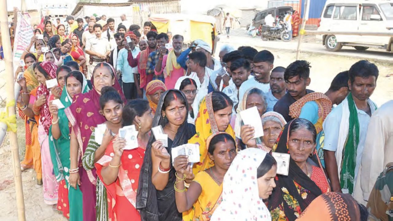 Bihar Elections: Amit Shah predicts RJD-Congress ‘Wipeout by 11 AM’ on counting day