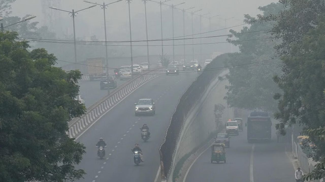 Delhi air pollution sees mild relief as AQI drops below 300; NCR still struggles