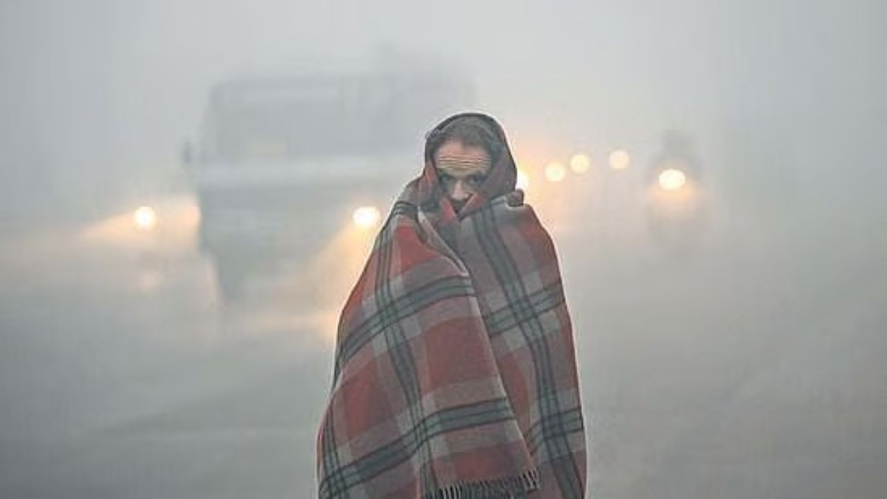 Cold wave grips several UP districts; Temperatures dip below normal