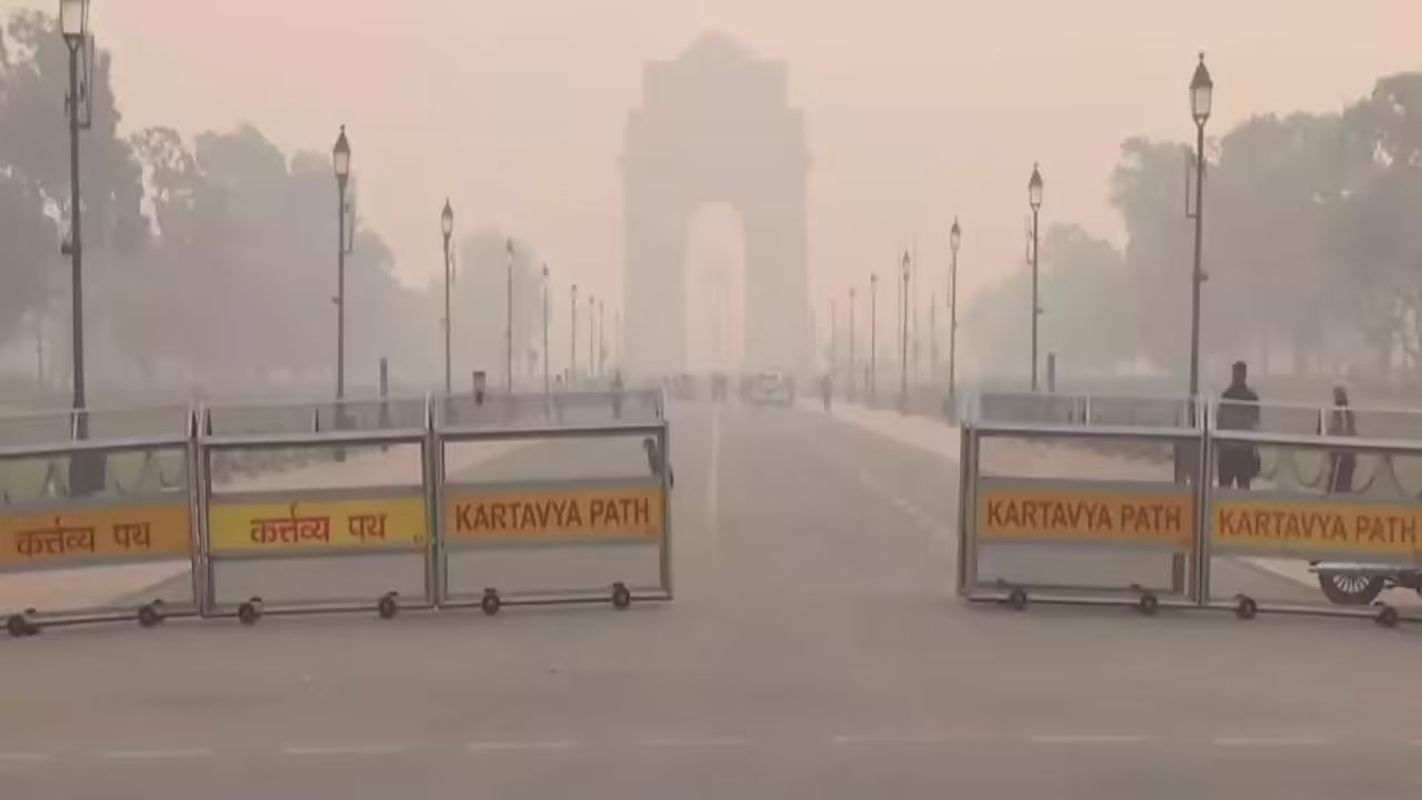 Delhi shrouded in smog, air quality remains hazardous; Check AQI here