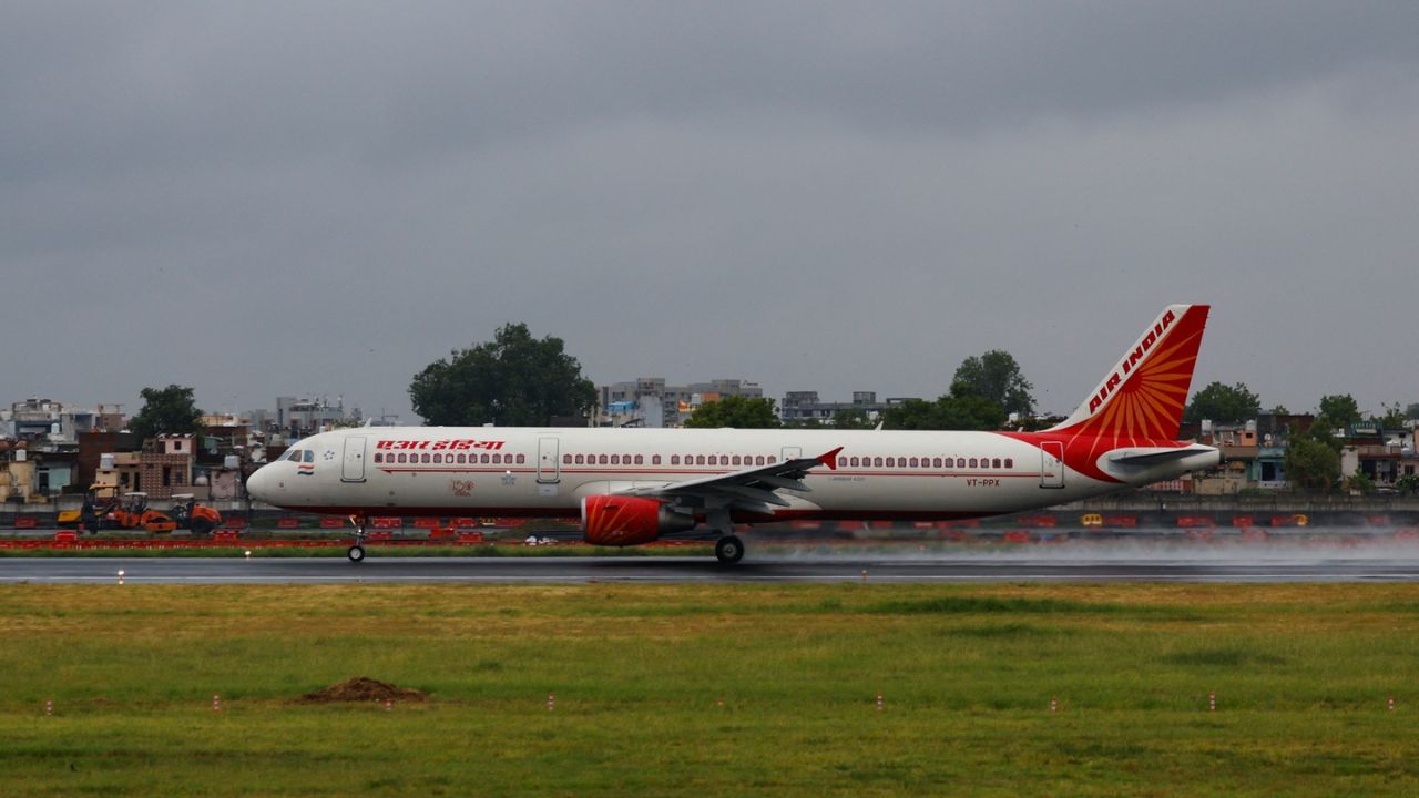 Air India flight makes emergency landing in Delhi; Investigation underway