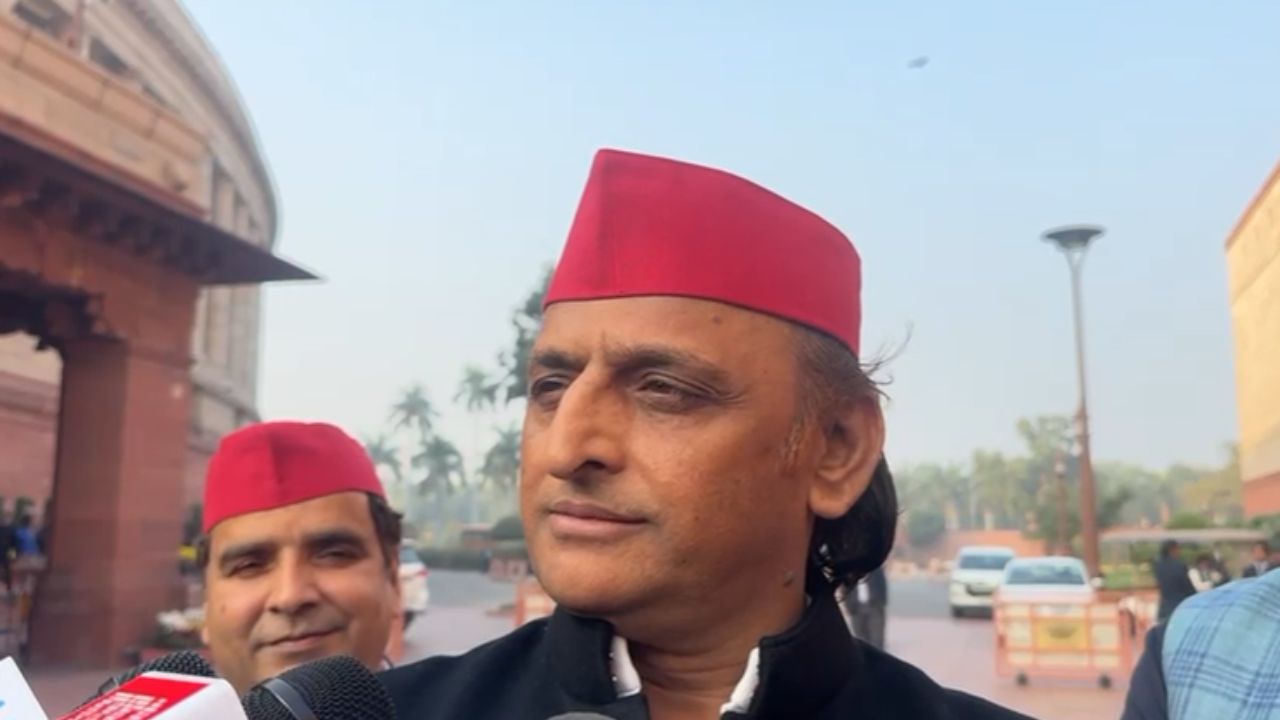 SP Chief Akhilesh Yadav Takes Sharp Dig at BJP Over New UP President Appointment
