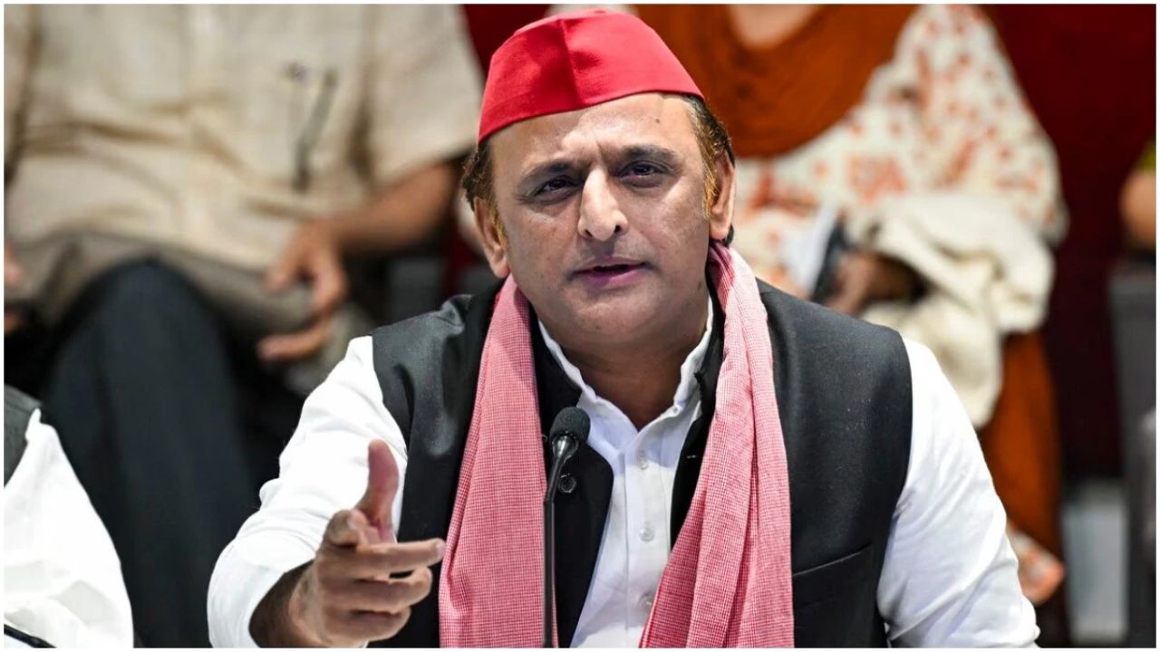 Akhilesh Yadav Warns of AI Misuse Calls for Strong Regulation to Protect Society