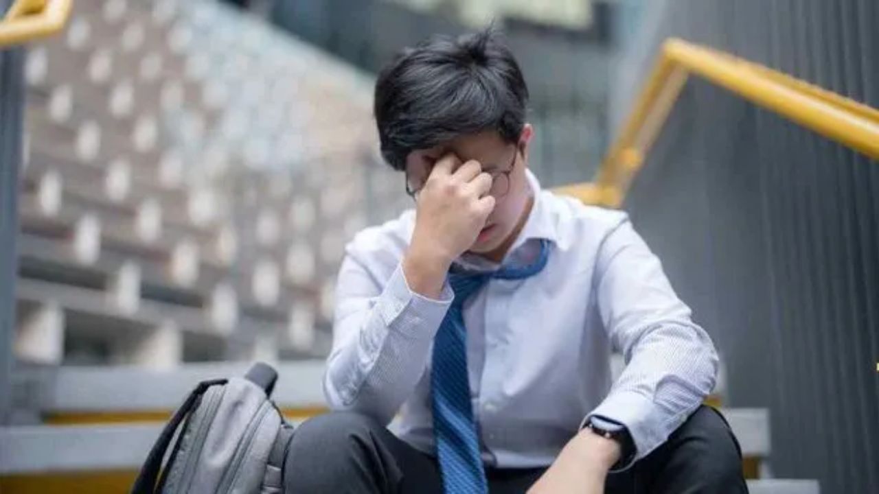 Employee fired over frequent bathroom breaks; Court verdict sparks controversy