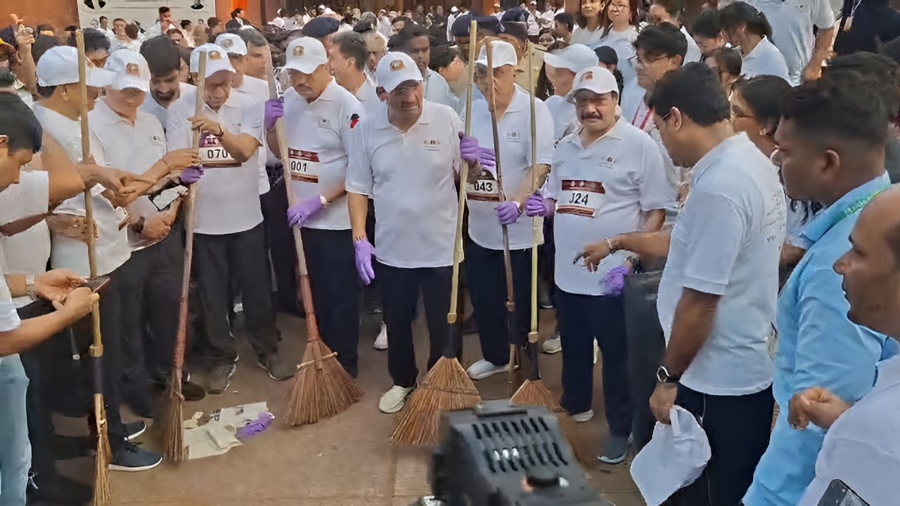 CJI Surya Kant Leads 2-Km Mediation Awareness Walk in Panaji