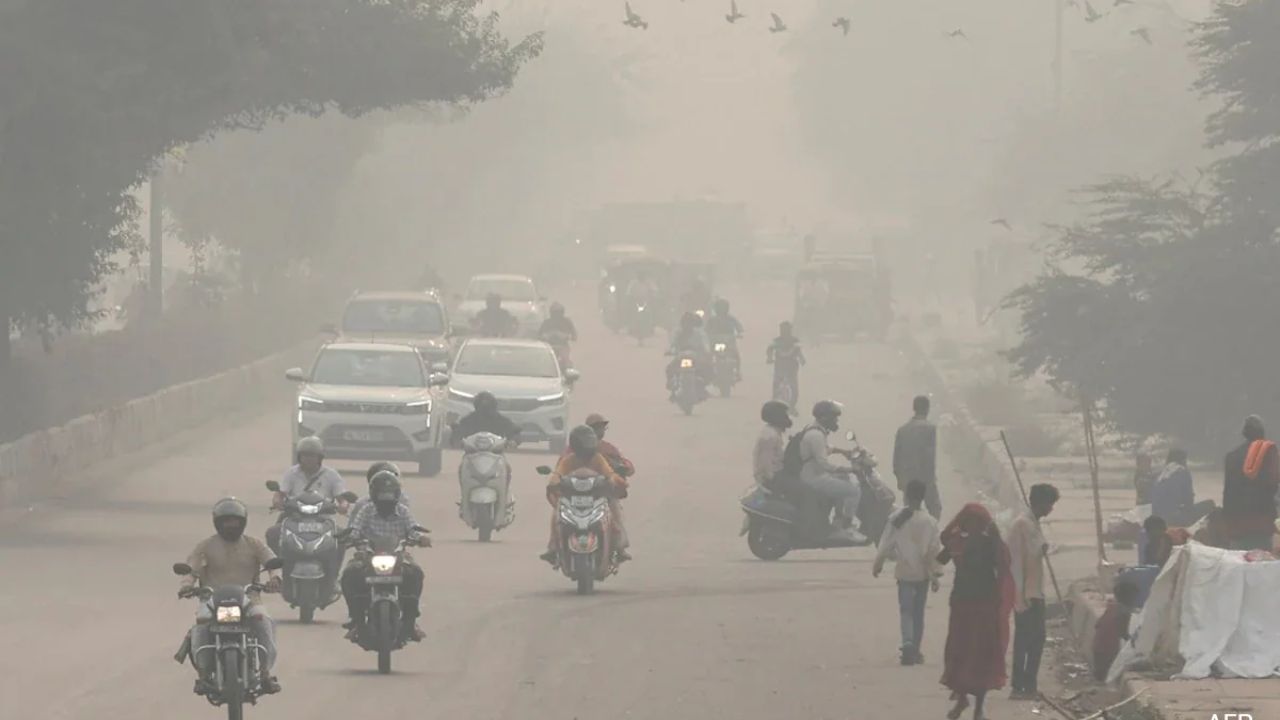 Delhi govt forms 3 panels to aid in fight against air pollution; Full story here