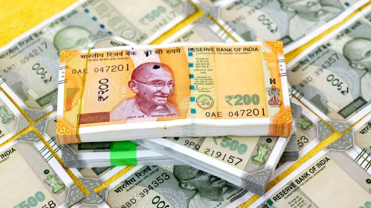 Nepal lifts decade-long ban on high-value Indian currency notes; Details inside