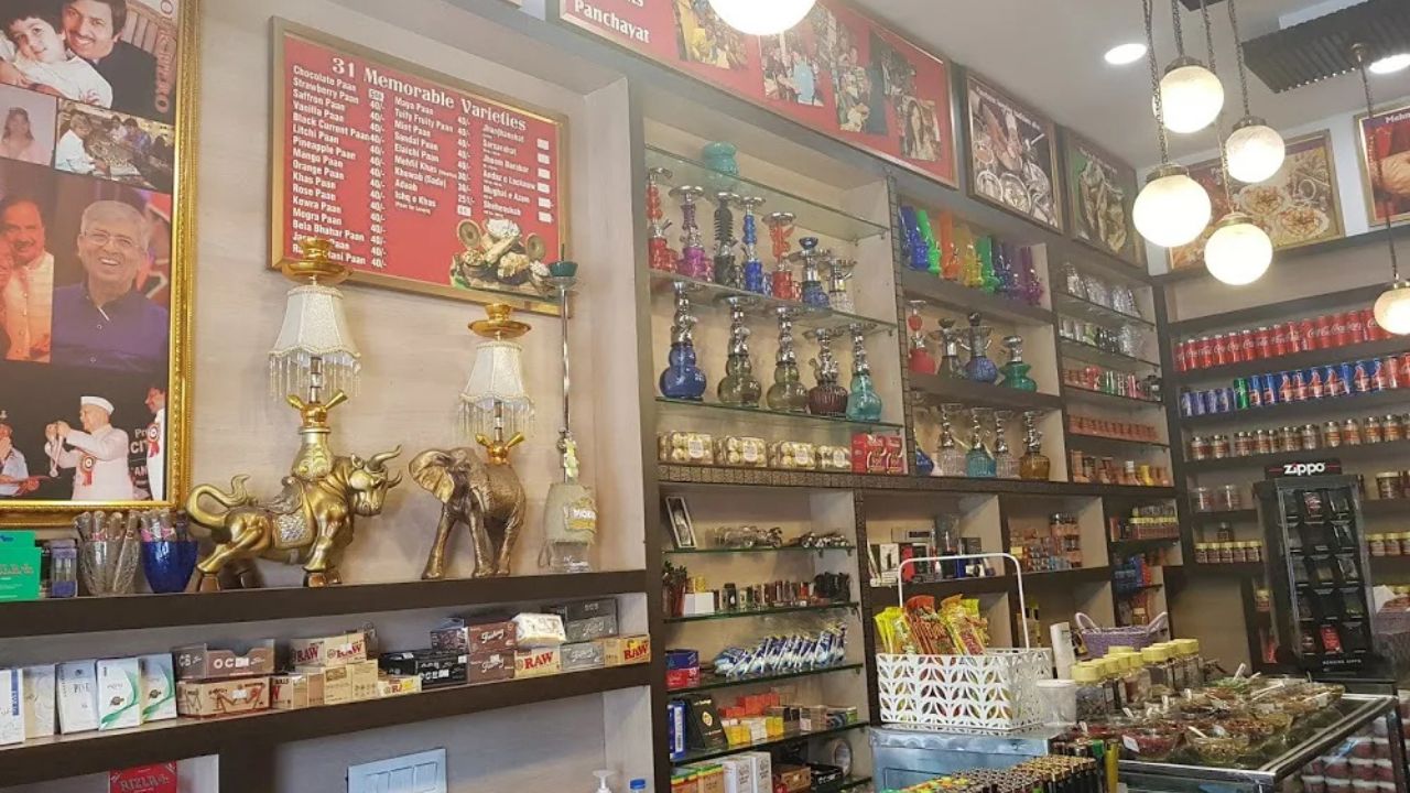 Gujarat takes action against youth addiction; Bans rolling papers and cones