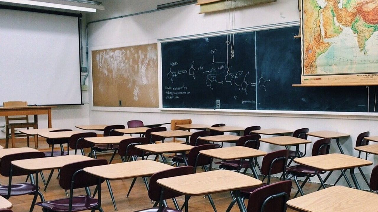 Delhi plans to install air purifiers in 10,000 classrooms amid rising pollution; Read more