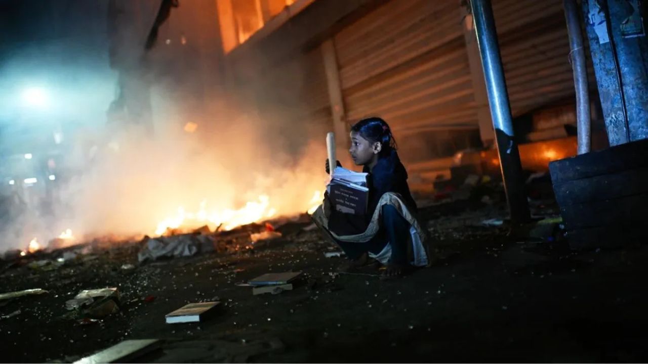 You are killing me: Journalists trapped as media offices attacked in Bangladesh