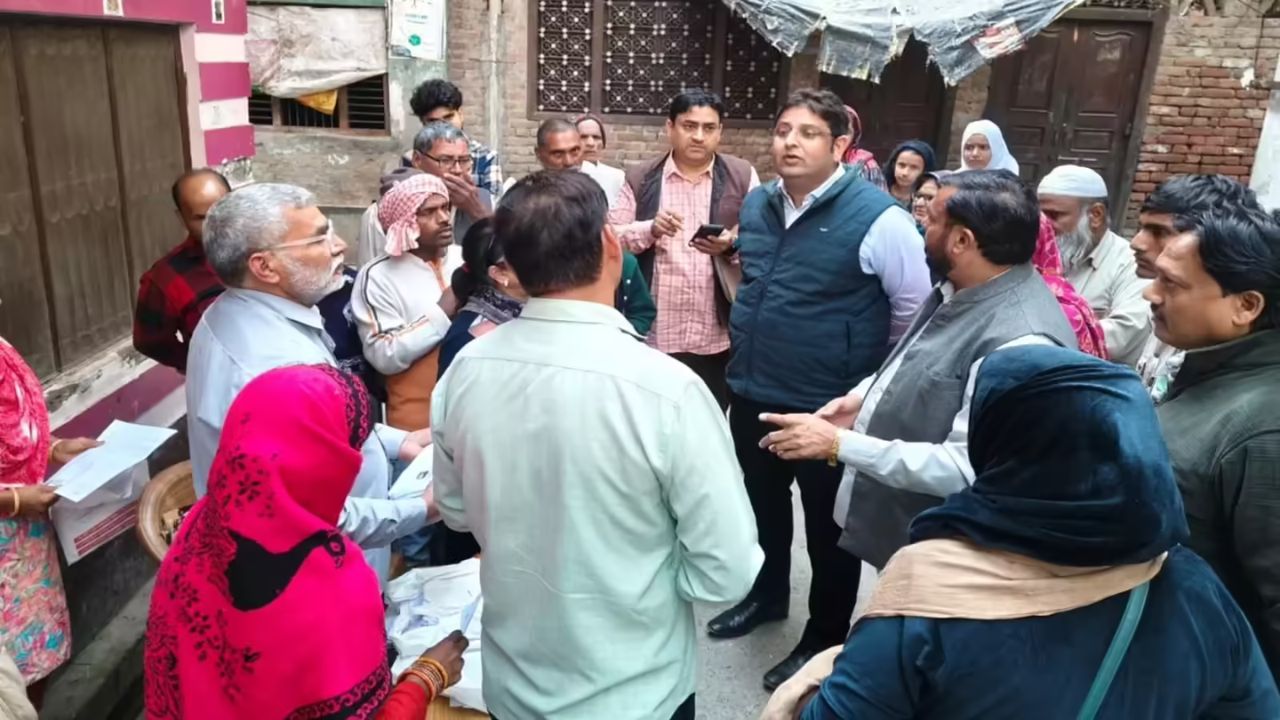 UP extends SIR deadline to December 25 for voter verification; Details inside