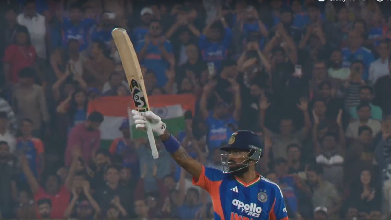 India Unleash Batting Firepower, Set 232-Run Target for South Africa in T20 Decider