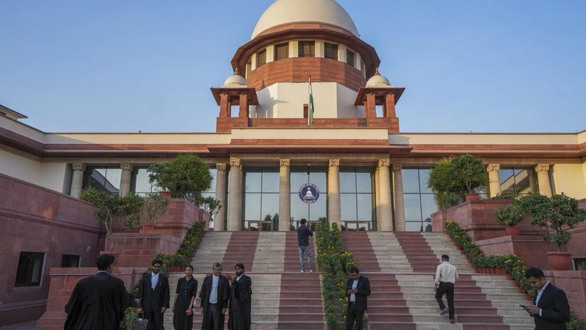 Delhi-NCR Pollution Crisis: ‘Lawyers become the experts,’ Supreme Court observes during hearing