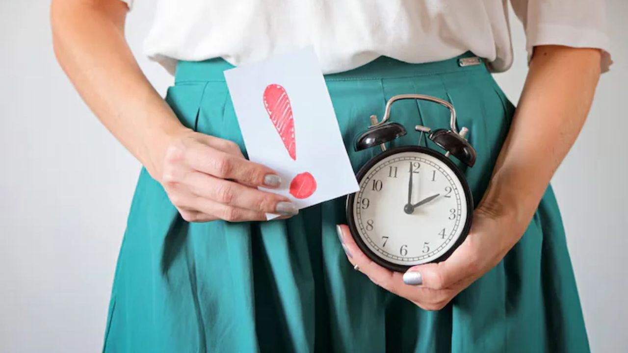 Irregular Periods Or PCOS? Hormonal condition affecting teenage girls; Explained