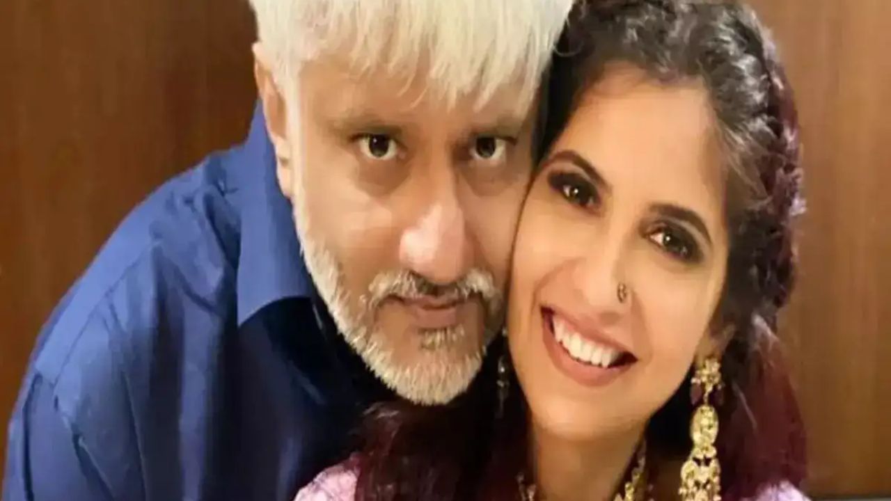 Vikram Bhatt, wife accused of duping Rajasthan doctor in ₹30 crore fraud case; Details inside