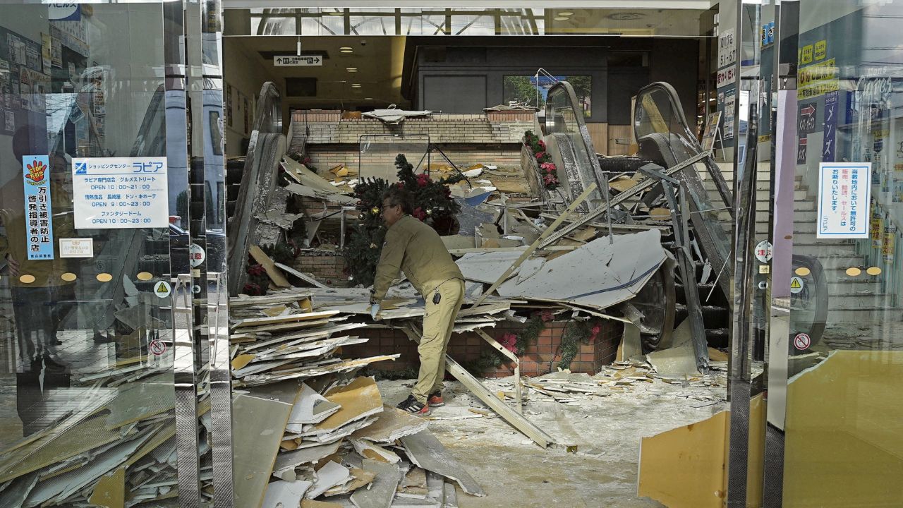 Massive earthquake jolts Japan days after 7.5 tremors; Full story here