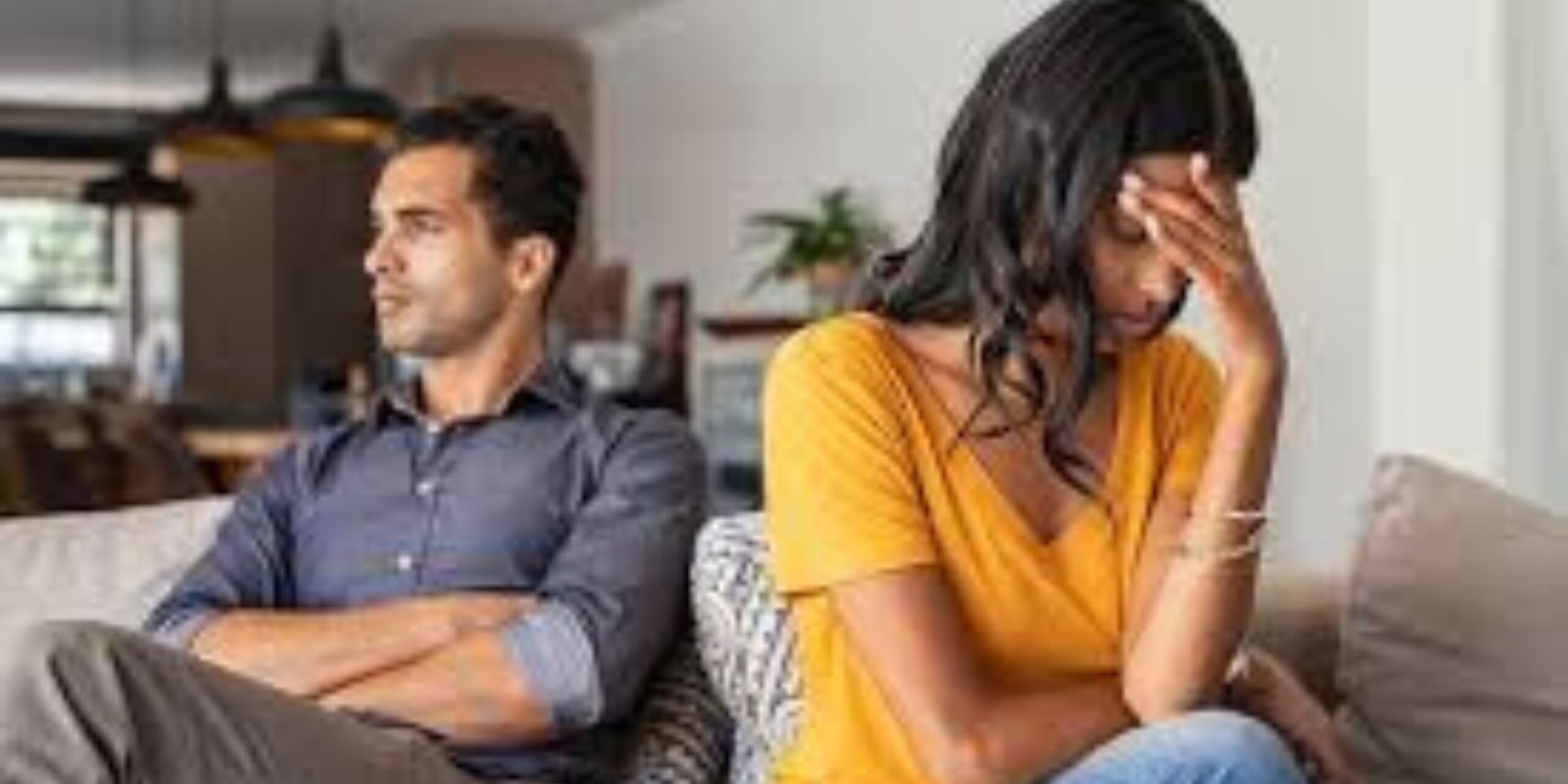 Feeling lonely despite being in a relationship? 5 signs your partner may be emotionally unavailable