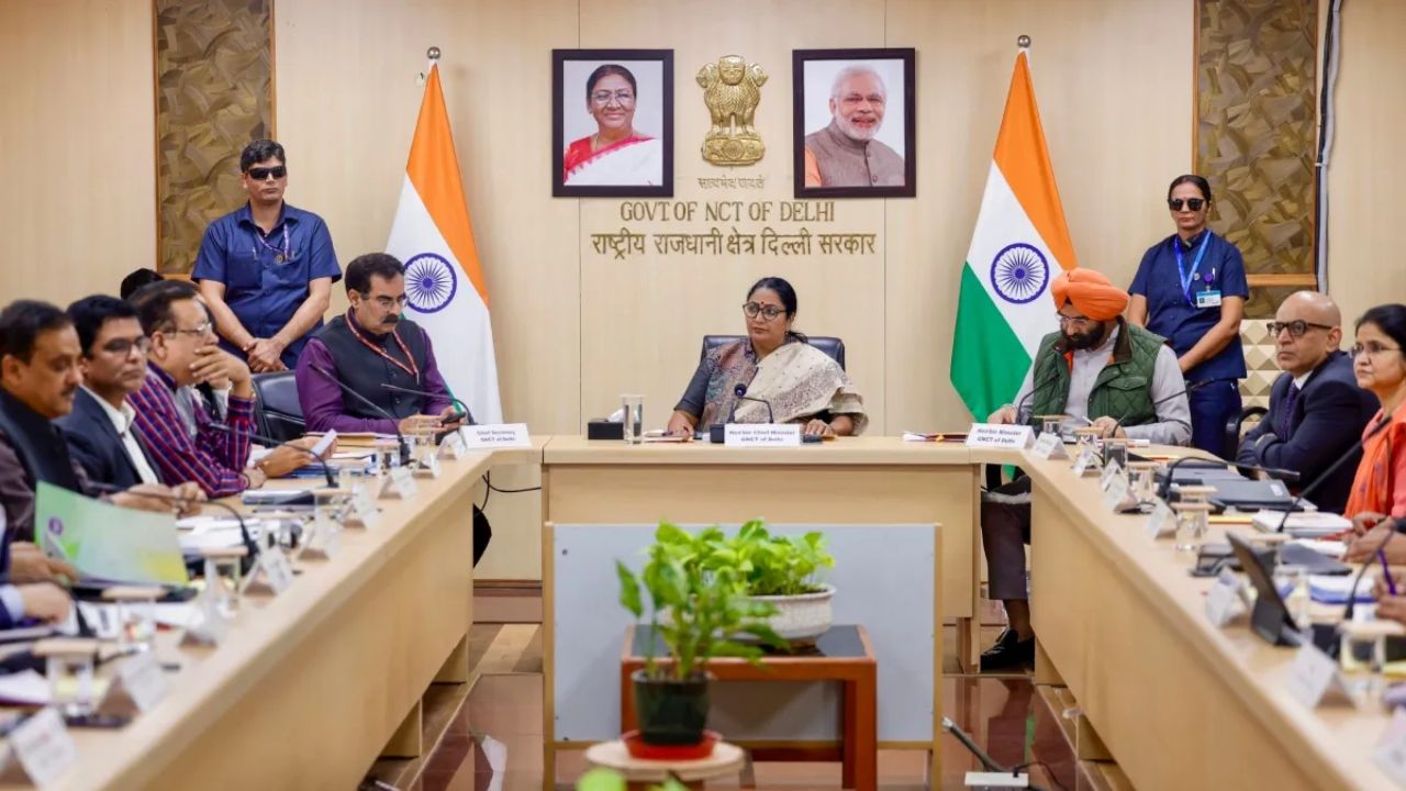 No women employee to stay in office beyond shift hours: Delhi govt directs WCD