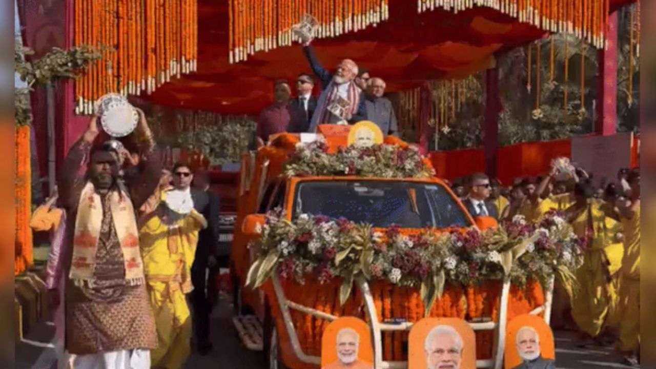 PM Modi leads ‘Shaurya Yatra’ in Somnath; Pays tribute to bravehearts