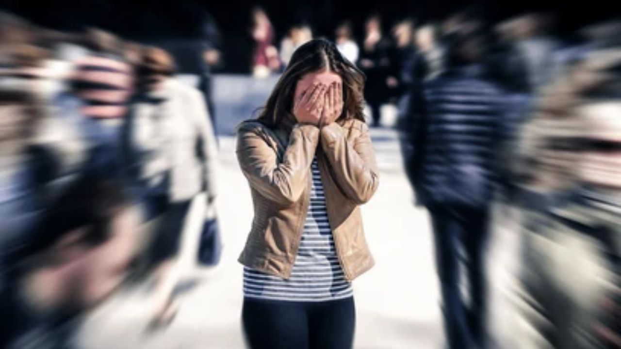 What is panic attack and why does it happen? Know triggers and symptoms