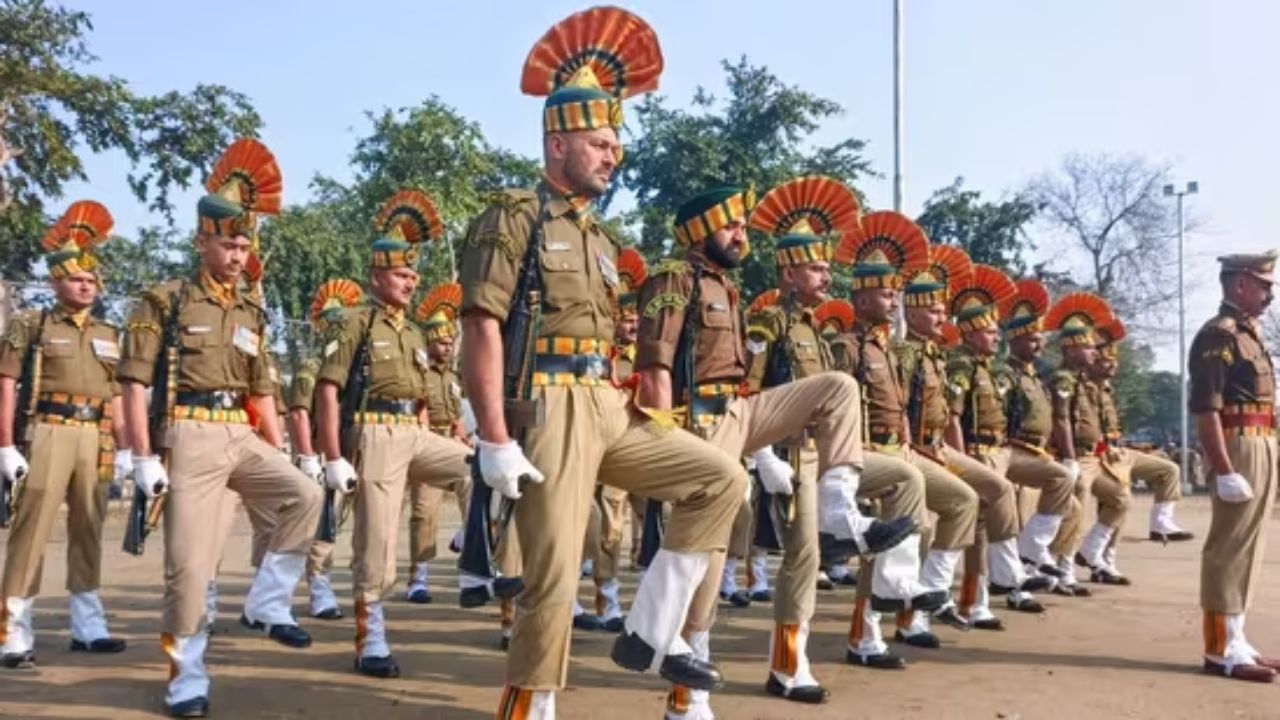 Republic Day Parade 2026 Live: India celebrates 77th Republic Day with grand Kartavya Path Parade; President Murmu to take salute