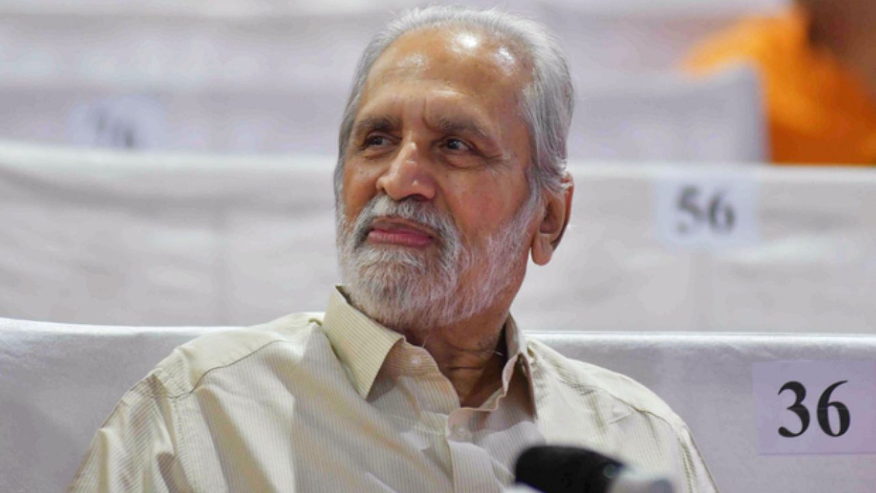 Veteran Congress Leader Suresh Kalmadi Passes Away at 81