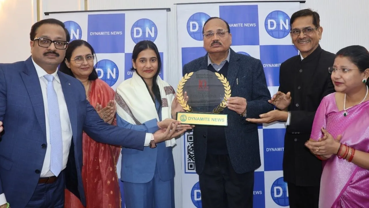 DN Exclusive | Video | ‘Nation looks forward to next chess milestone’: CJI Surya Kant while presenting award to Divya Deshmukh